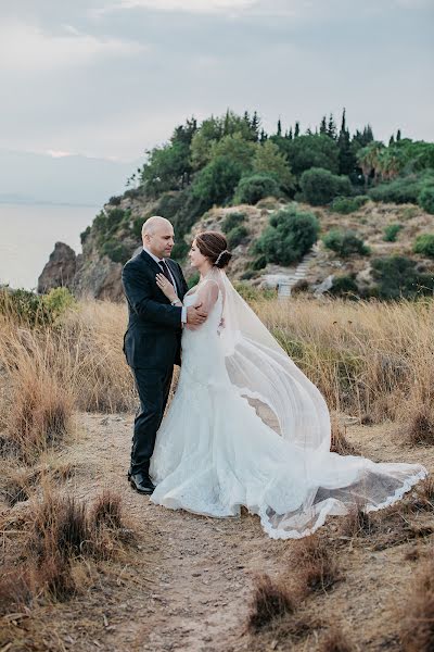 Fotógrafo de bodas Olga Emrullakh (antalya). Foto del 4 de enero 2022