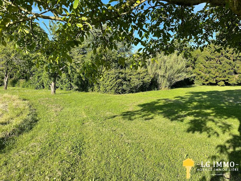 Vente terrain  3277 m² à Boutenac-Touvent (17120), 49 850 €