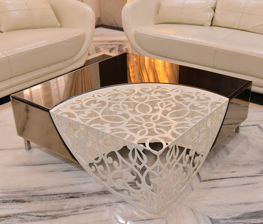 ELEGENT CENTER TABLE