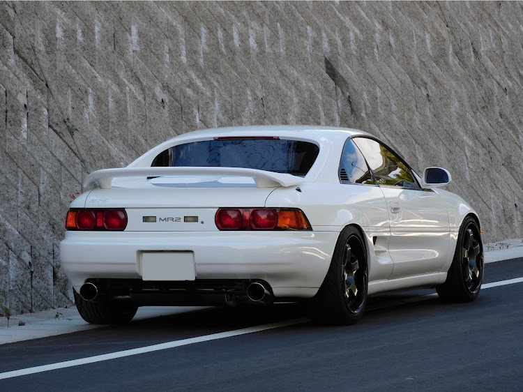 MR2の10月17日はSW20の誕生日・ニアム写真館・平型ヒューズ交換に関するカスタム事例の投稿画像8枚目