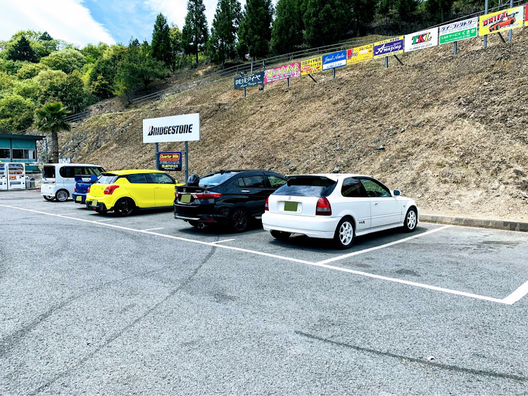 スイフトスポーツの徳島カートランド・サーキットデビュー・GM4・EK9に関するカスタム事例の投稿画像2枚目