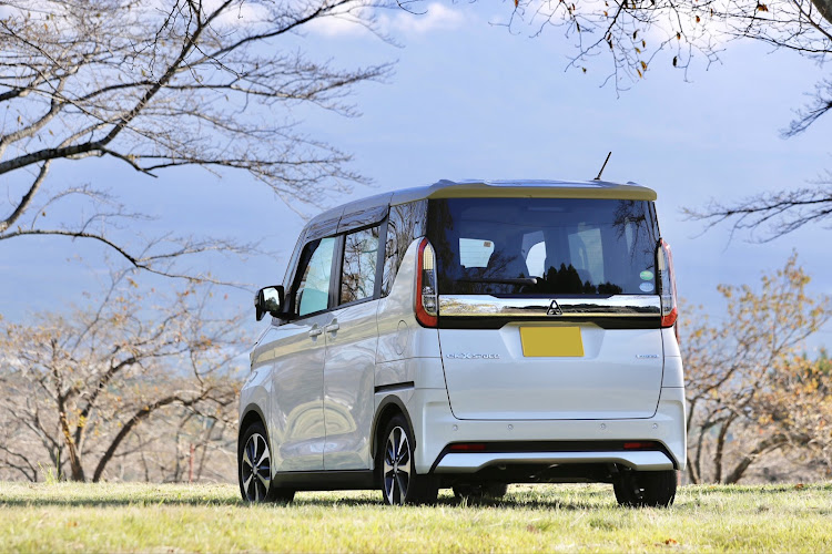 ランサーエボリューションのekクロススペース・代車生活中・富士山と代車に関するカスタム事例の投稿画像2枚目