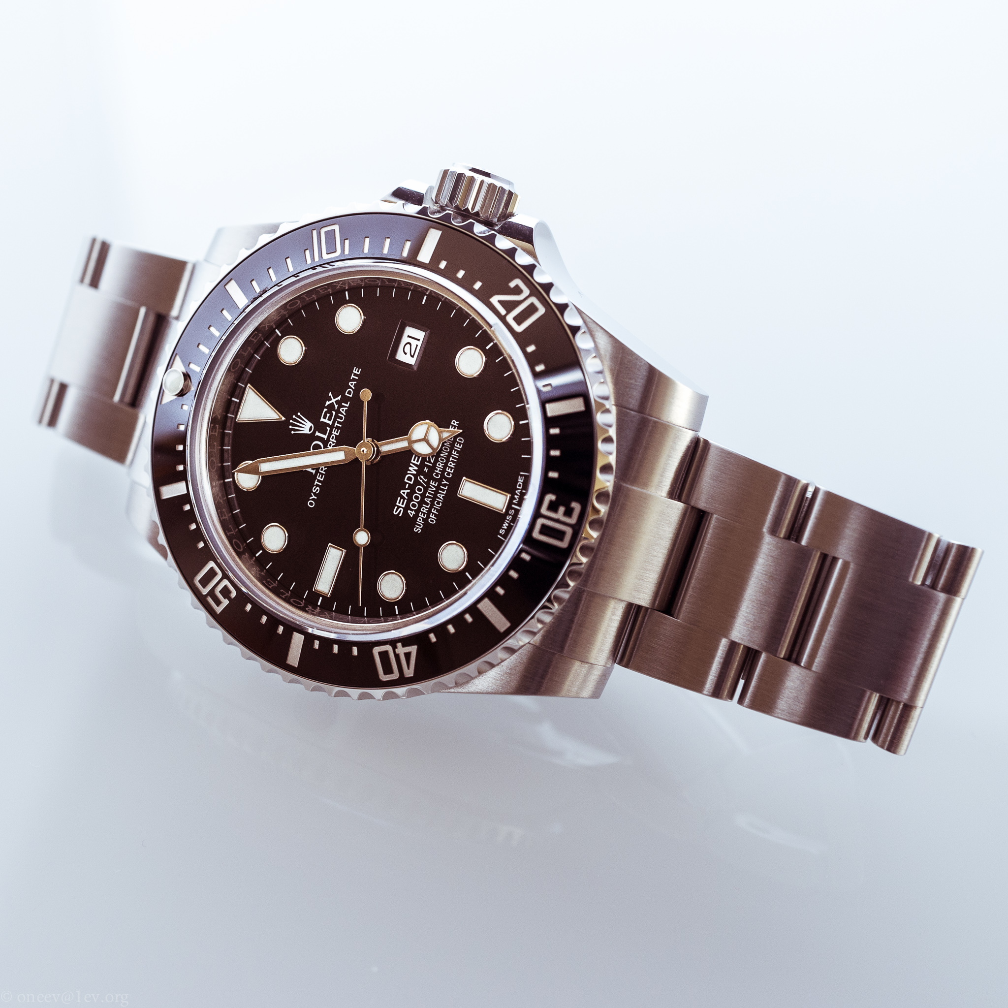 Revue illustrée de la Rolex Sea Dweller 4000 (116600) - Page 3 GmRg_KNnlSaSbu2qvOIt7k6XRCCyWrNhqw-LrBiH8FNHiPwTp-rtRiuYtHwbYQxmA0CqWs3n0BqGfJb6iXNeb61HWL8-kLQHAS0N-LAz=w2048-no