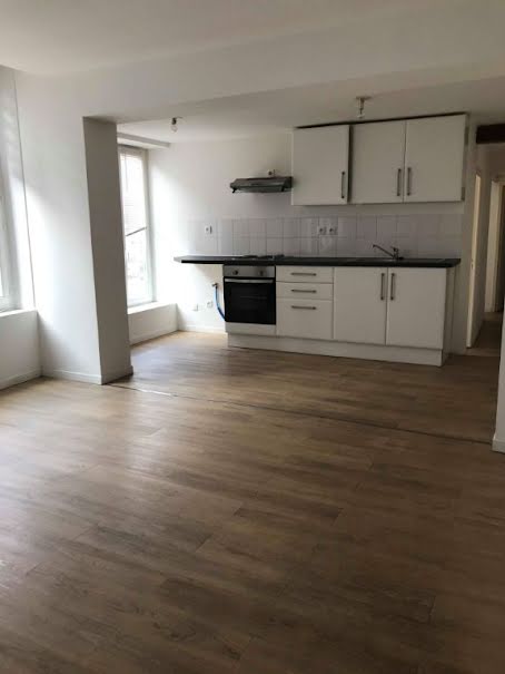 Location  appartement 3 pièces 55 m² à Hazebrouck (59190), 605 €