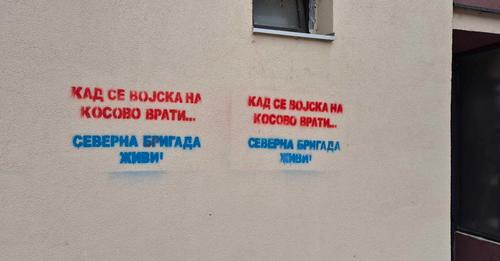 Mediji: Na severu Kosova ponovo grafiti 'Kad se vojska na Kosovo vrati'