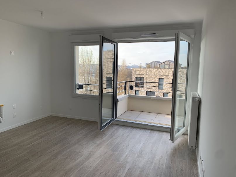 Location  appartement 2 pièces 42.43 m² à Bondy (93140), 970 €