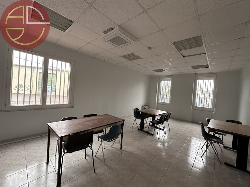 Location  locaux professionnels 6 pièces 280 m² à Toulouse (31000), 2 519 €