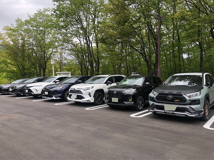 RAV4のミーティング・福島・あづま総合運動公園に関するカスタム事例の投稿画像1枚目