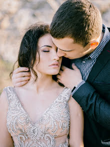 Nhiếp ảnh gia ảnh cưới Viktoriya Besedina (besedinkavi). Ảnh của 13 tháng 2 2017