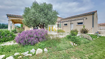 maison à Saint-Georges-les-Bains (07)