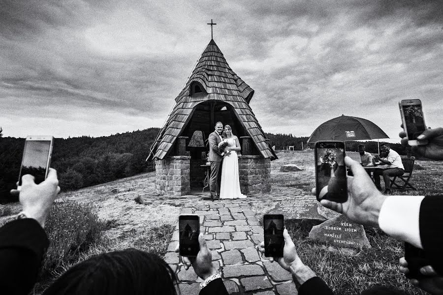 Photographe de mariage Radim Tesarcik (luminia). Photo du 5 août 2019