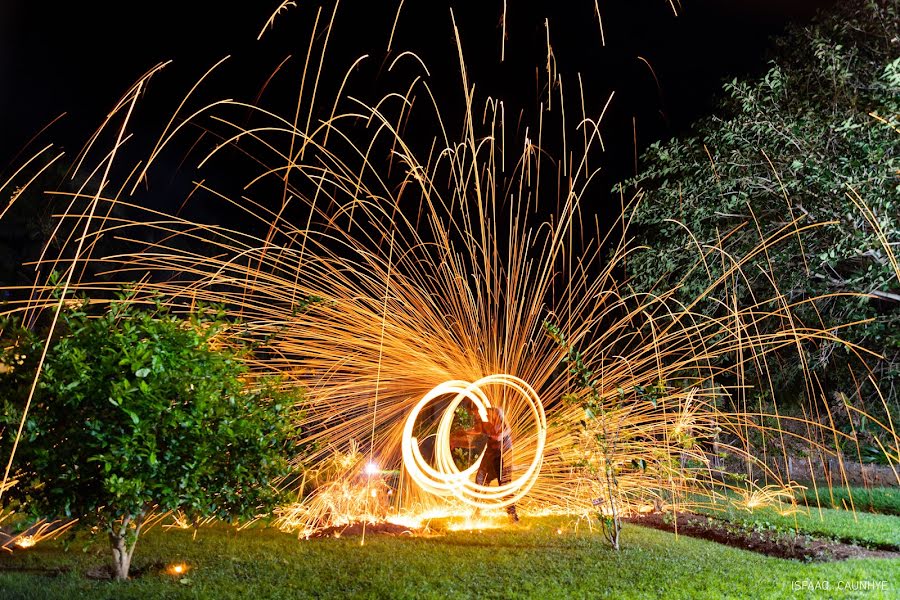 Fotografo di matrimoni Isfaaq Caunhye (isfaaqcaunhye). Foto del 8 ottobre 2020