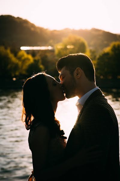 Fotografo di matrimoni Arhir Laurentiu (arhirlaurentiu). Foto del 21 giugno 2016