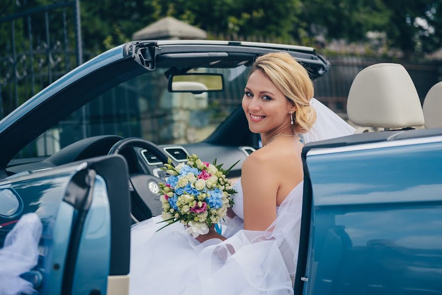 Fotógrafo de bodas Yuliya Lavrova (lavfoto). Foto del 26 de septiembre 2018