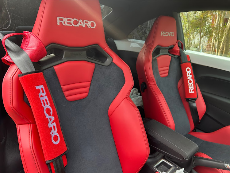 ザ・ビートル のSR-S・ベルトカバー・シートベルトガイドに関するカスタム事例の投稿画像5枚目