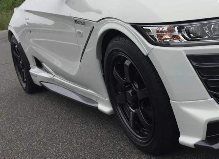 S660のちょこっとフェンダー・TAKE OFFに関するカスタム事例の投稿画像1枚目