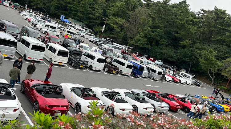 86のEat up⤴️・やっぱりお尻は大事・ロケットバニー86・赤オフ鷲羽山・瀬戸大橋に関するカスタム事例の投稿画像11枚目