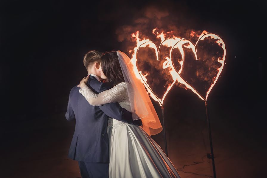 Fotógrafo de bodas Olga Kartashova (cherera). Foto del 16 de junio 2016