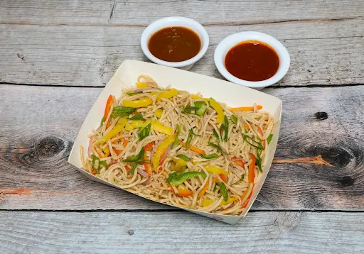 Veg Hakka Noodles