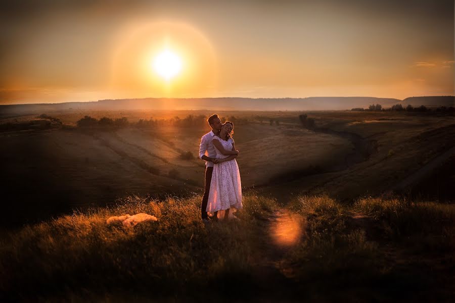 Fotógrafo de casamento Nataliya Malysheva (natalima). Foto de 18 de agosto 2014