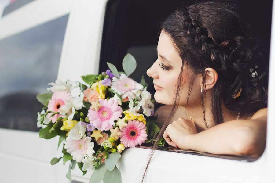 Fotógrafo de bodas Darya Bulycheva (bulycheva). Foto del 26 de septiembre 2016