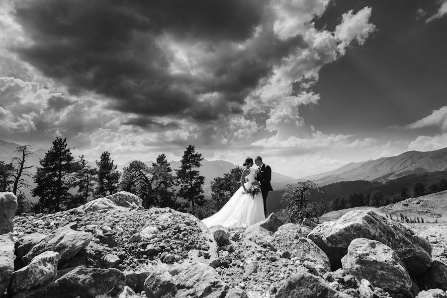 Wedding photographer Konstantin Trifonov (koskos555). Photo of 14 August 2017