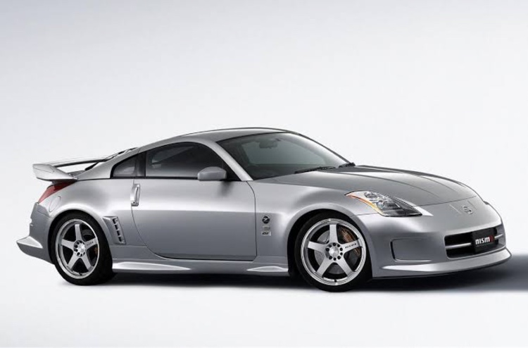 み〜くんさんが投稿した拡散希望・Z33NISMOSチューンに関するカスタム事例の投稿画像1枚目
