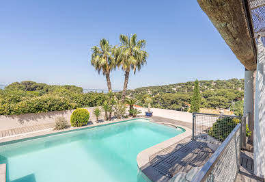 House with pool and terrace 2