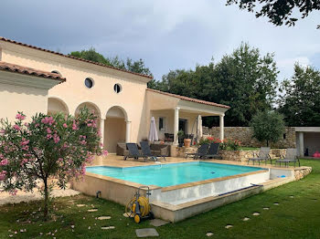 villa à Châteauneuf-Grasse (06)