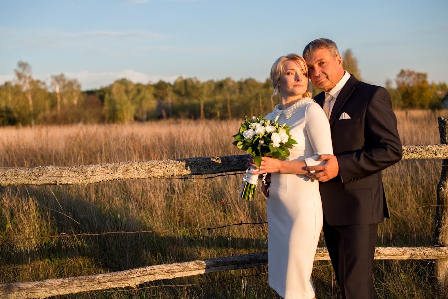 Fotógrafo de casamento Irishka Maksimenkova (irishkamaks). Foto de 4 de novembro 2015