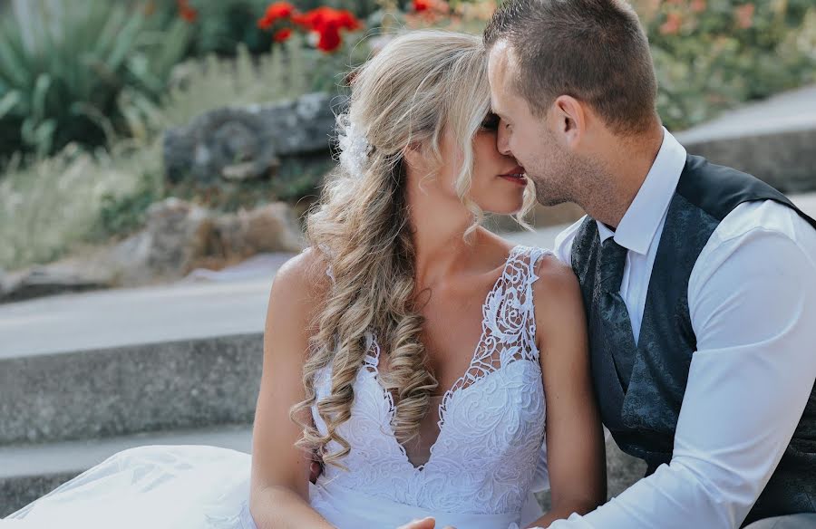 Fotógrafo de casamento Ágnes Kollarik (kollarik). Foto de 3 de março 2019