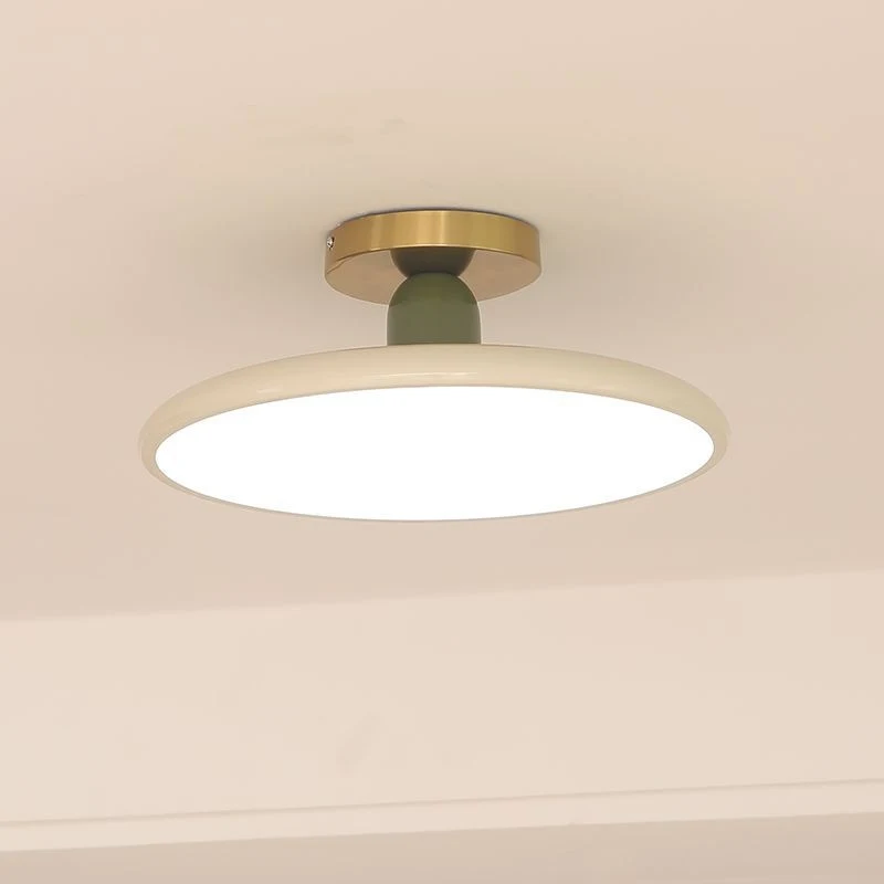 Lampade da camera color crema a spettro completo per un'atmosfera rilassante e una luce benefica per il sonno.