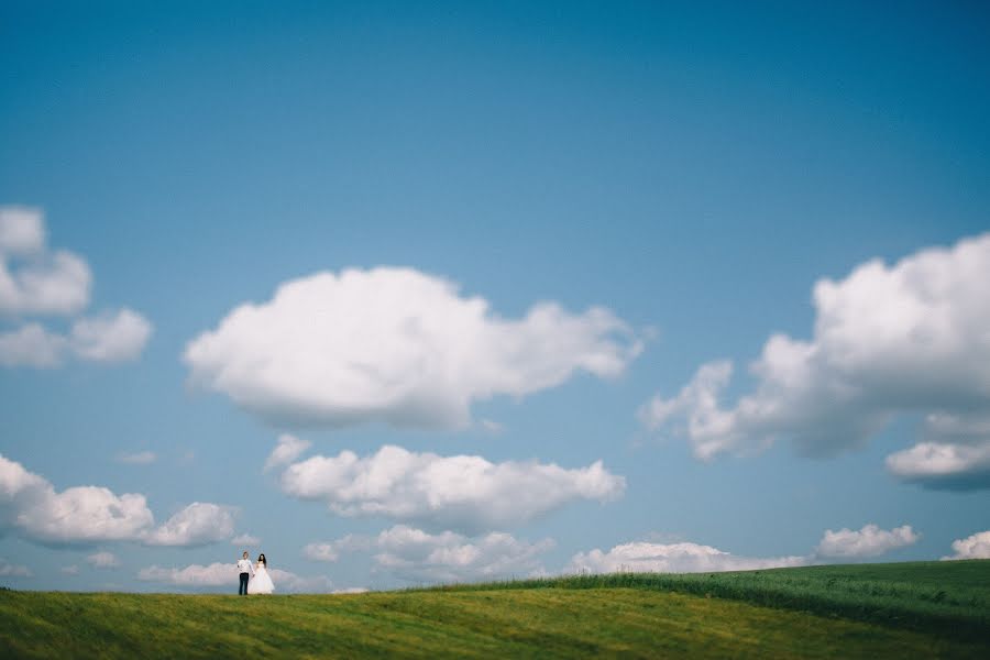 Wedding photographer Sasha Ovcharenko (sashaovcharenko). Photo of 13 December 2015