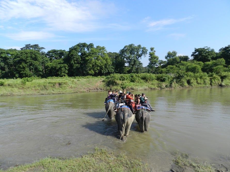 dia  6  .  segundo  dia  en Chitwan - Viaje  solidario por  Nepal (2)