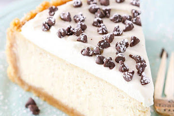 Cannoli Cheesecake
