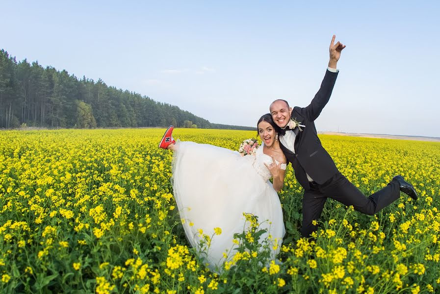 Photographe de mariage Radik Gabdrakhmanov (radikgraf). Photo du 24 mars 2019