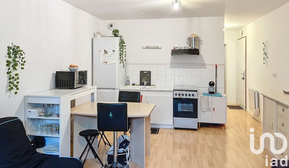 Vente appartement 2 pièces 43 m² à La Roche-sur-Yon (85000), 149 900 €