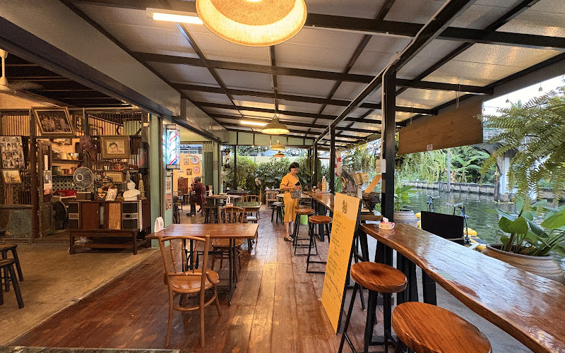 นำสมัยสุขใจสนามชัย