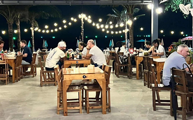 One Beach Restaurant&Thai Massage ร้านอาหารวันบีช