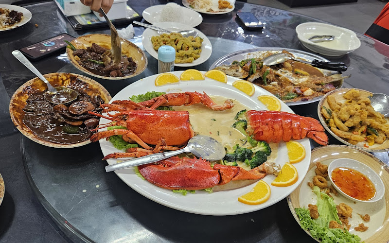 Ocean-Sky Seafood Restaurant (Chinese Style)