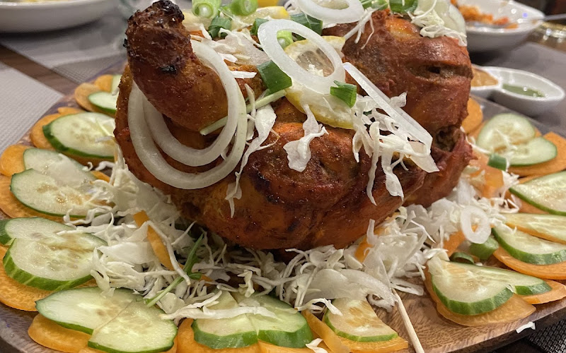 Chautari Kitchen and Halal Mart ( チョウタリキッチン&ハラ−ルマ−ト)