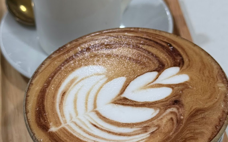 Café 484 Hua Hin | Bagels, Coffee, Smoothies, Pasta, Panini & More