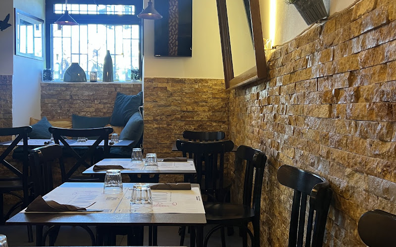 Primo Urban Bistrot - Cruderia Pinseria