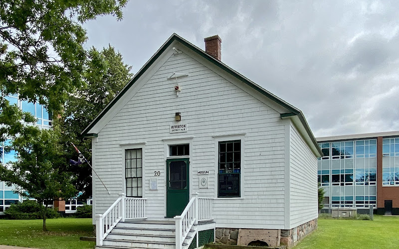 Little White Schoolhouse Museum