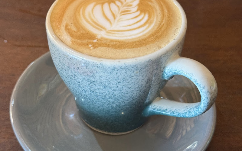 DJOGLO KOFFIE AND PASTRY