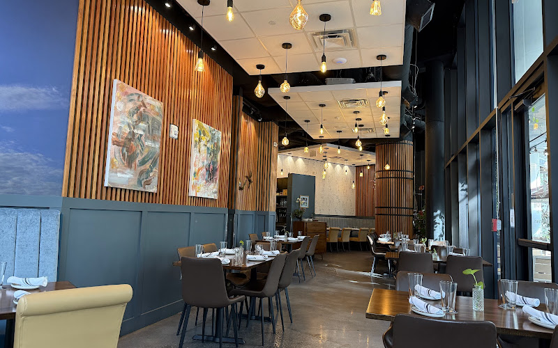 The Drake Kitchen + Bar