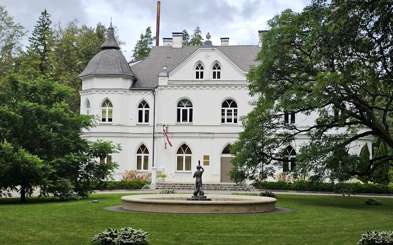 Baldones Baltās pils parks