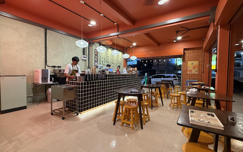 เจริญศรี ขนมปังปิ้ง นมสด อาหารเช้า ชะอำ หัวหิน