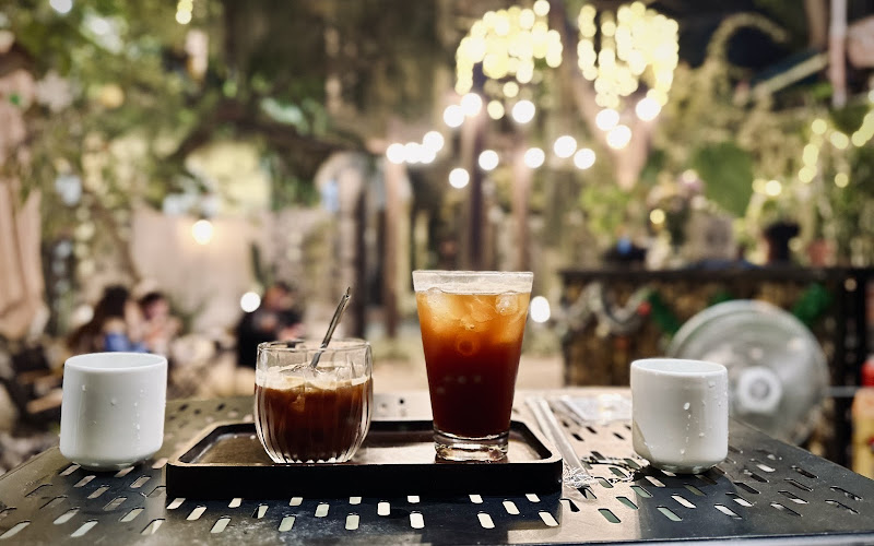 V.U.X Coffee & Lounge