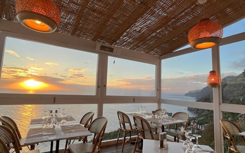 90° Bar | Grill | Restaurant